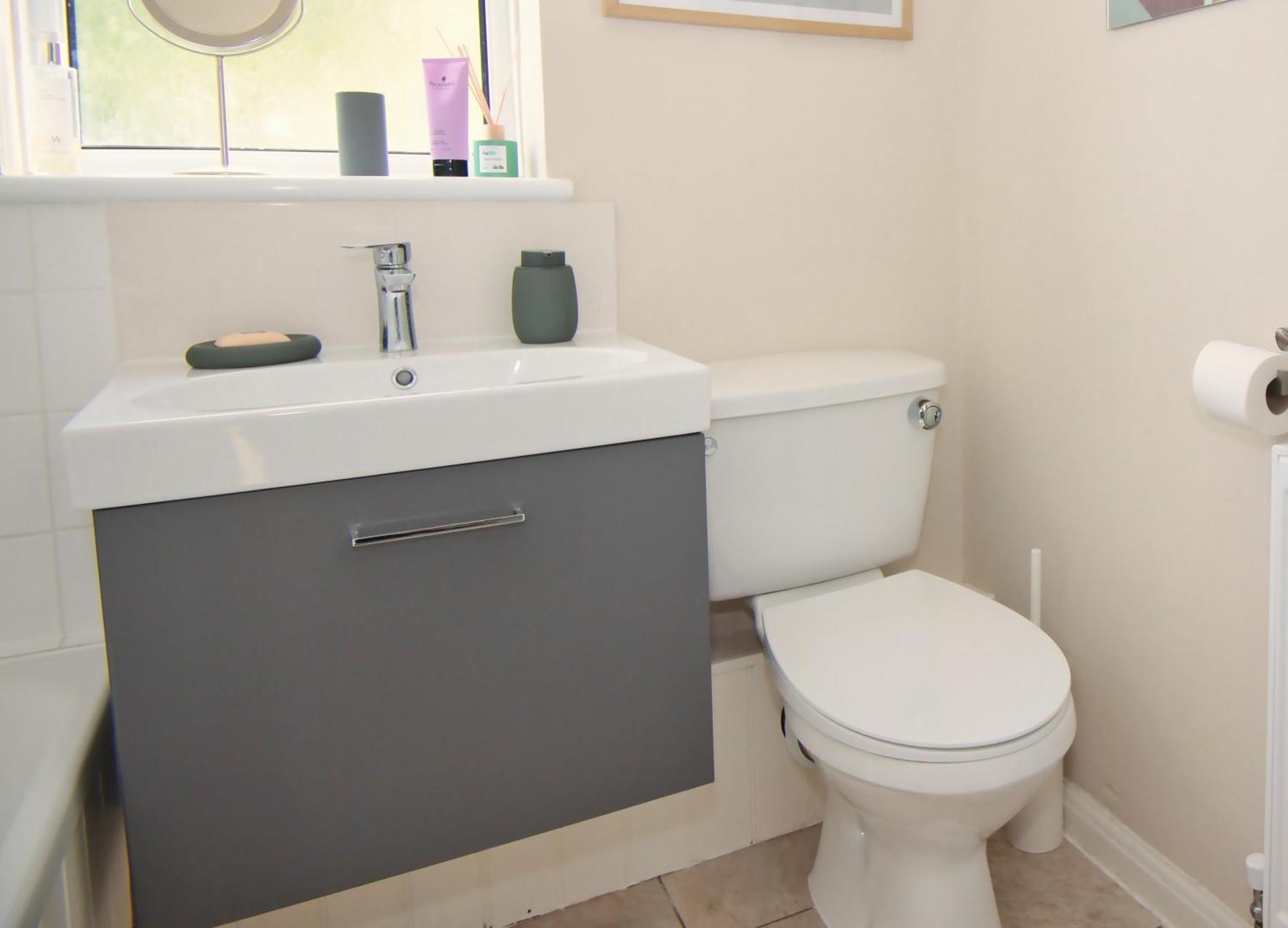 Spacious Double Room With Private Bathroom In Quiet Area Only 20 Min To Central London Streatham Vale Exterior photo